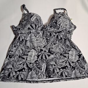 croft & barrow Black and White Leaf-Print Tankini Top Size 14 NWT